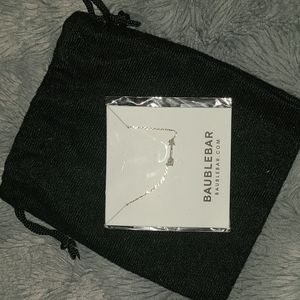 BaubleBar Silver coated arrow necklace